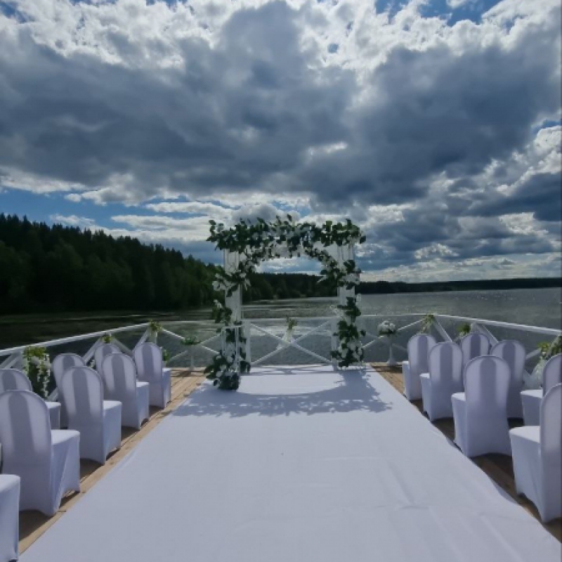 Пирс для регистрации Свадьбы на воде